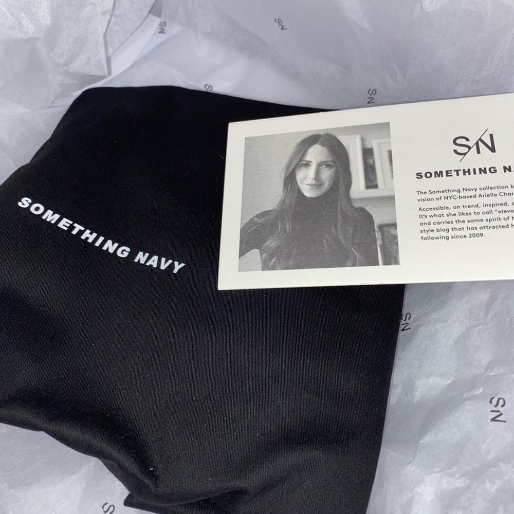 Brand New Something Navy white boots - Picture 4 of 8